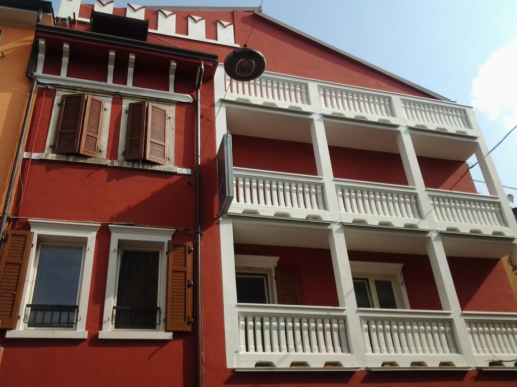 Hotel Danieli La Castellana Lago Di Garda Brenzone sul Garda Exterior foto